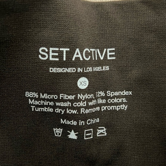 SET Active Black two piece set - Picture 2 of 9